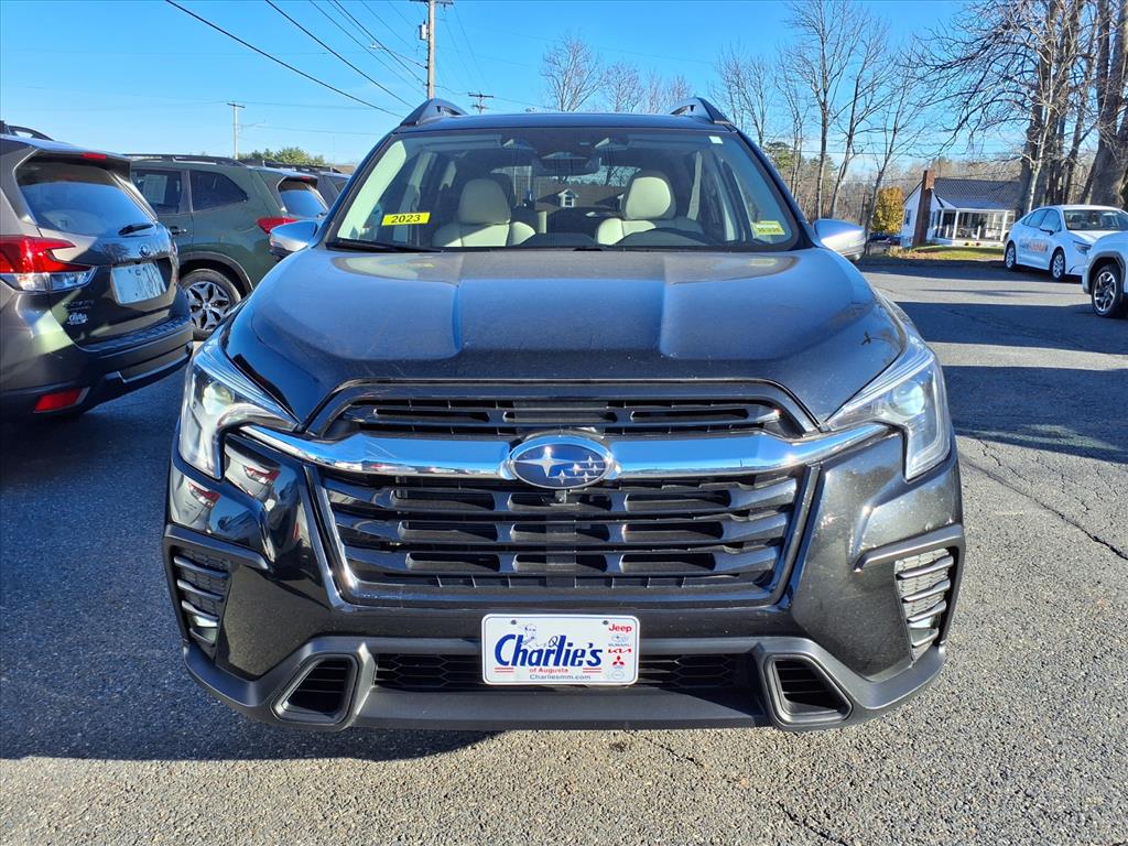 2023 Subaru Ascent Limited photo 2