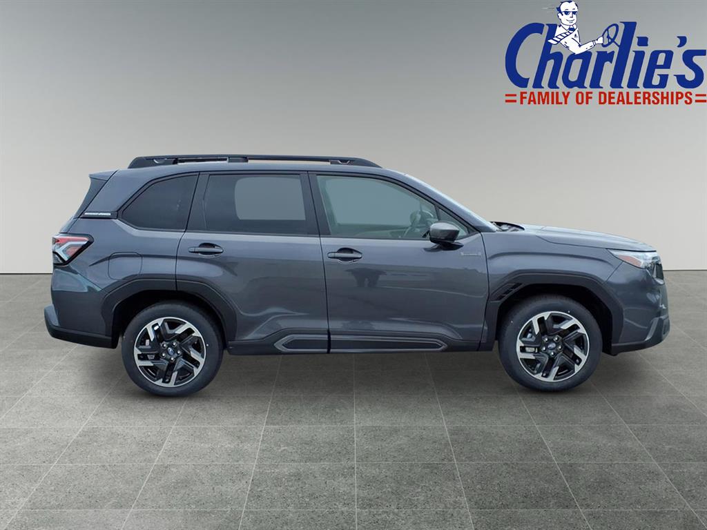 2025 Subaru Forester Limited photo 3