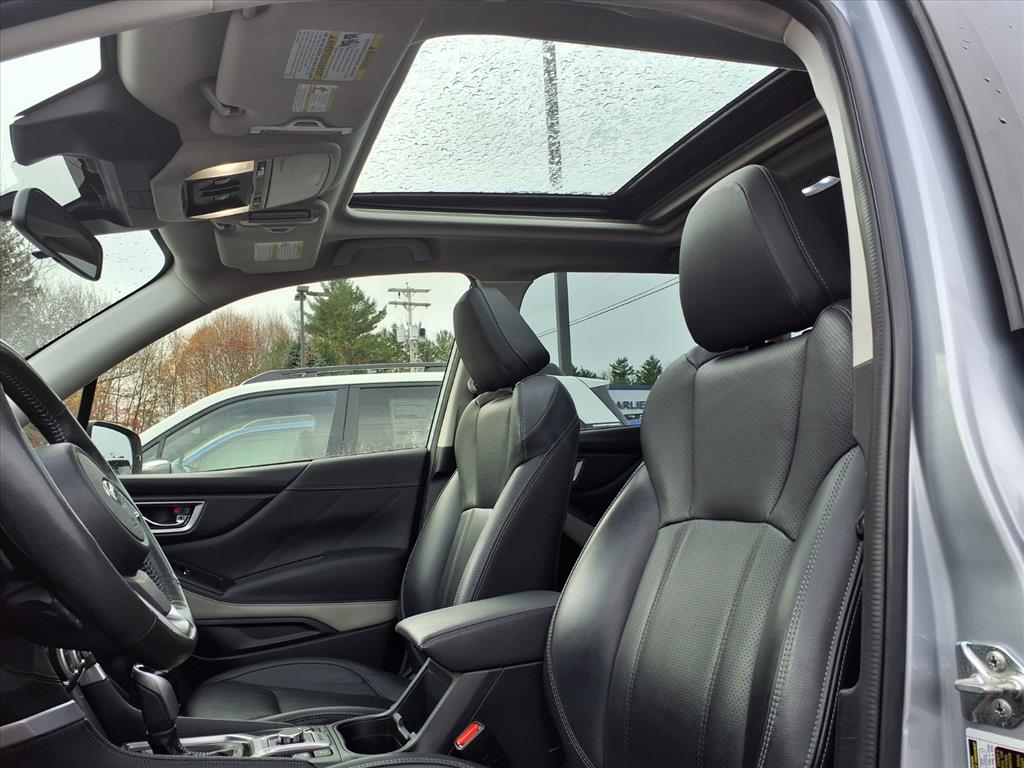 2022 Subaru Forester Limited - Photo 7