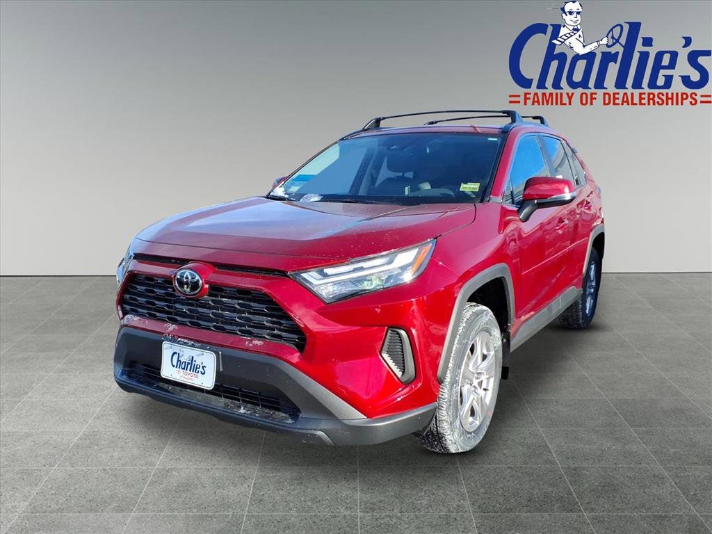 2025 Toyota RAV4 XLE's photo