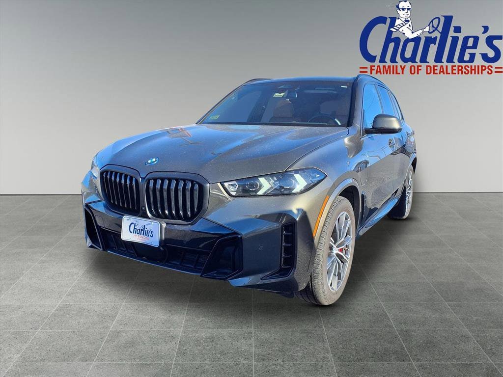 2025 BMW X5 50e's photo
