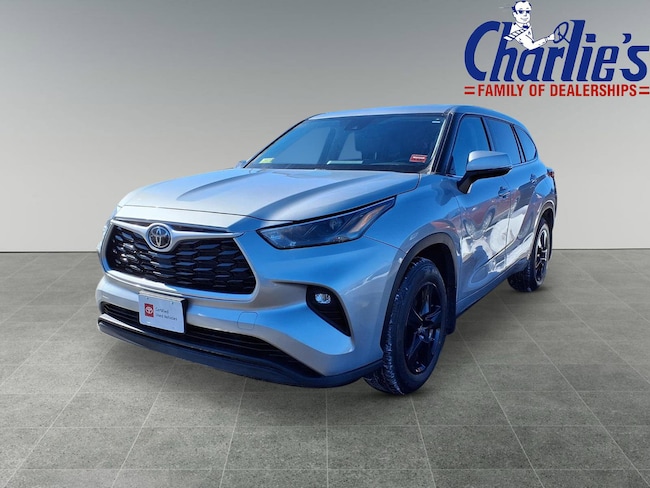 2022 Toyota Highlander LE SUV