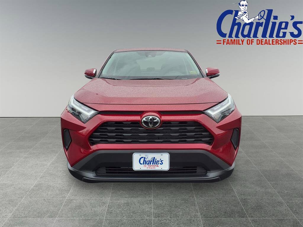 2025 Toyota RAV4 LE photo 2