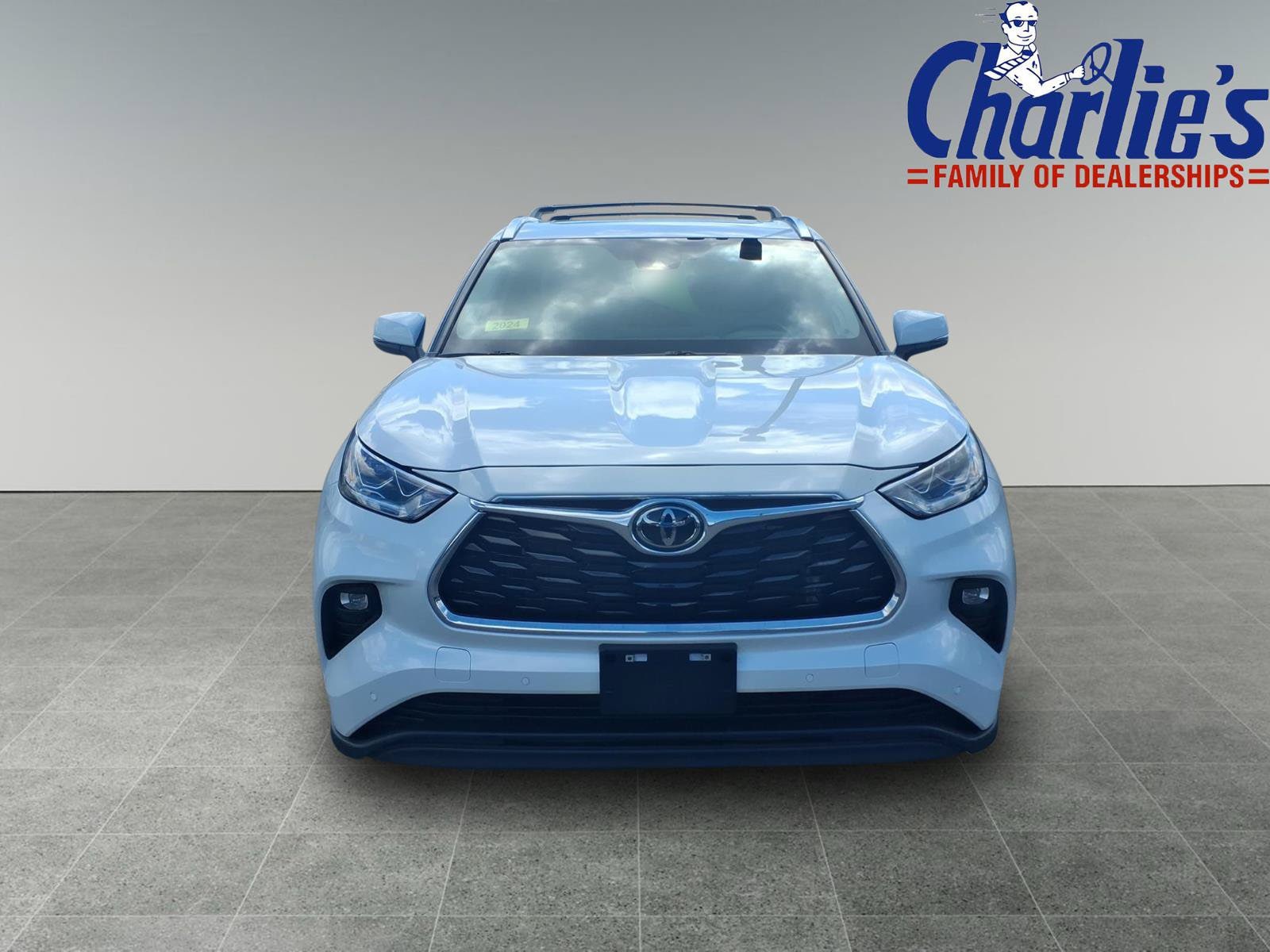 Used 2024 Toyota Highlander 5TDKDRBH0RS563418 For Sale | Augusta ME