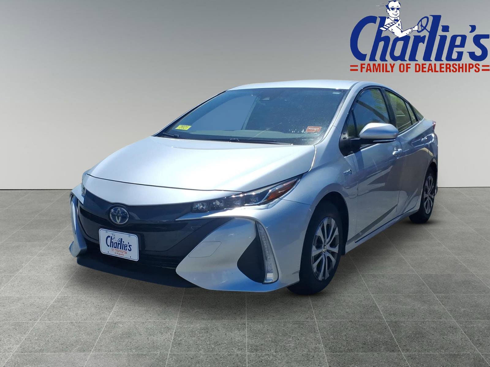 2021 Toyota Prius Prime XLE's photo