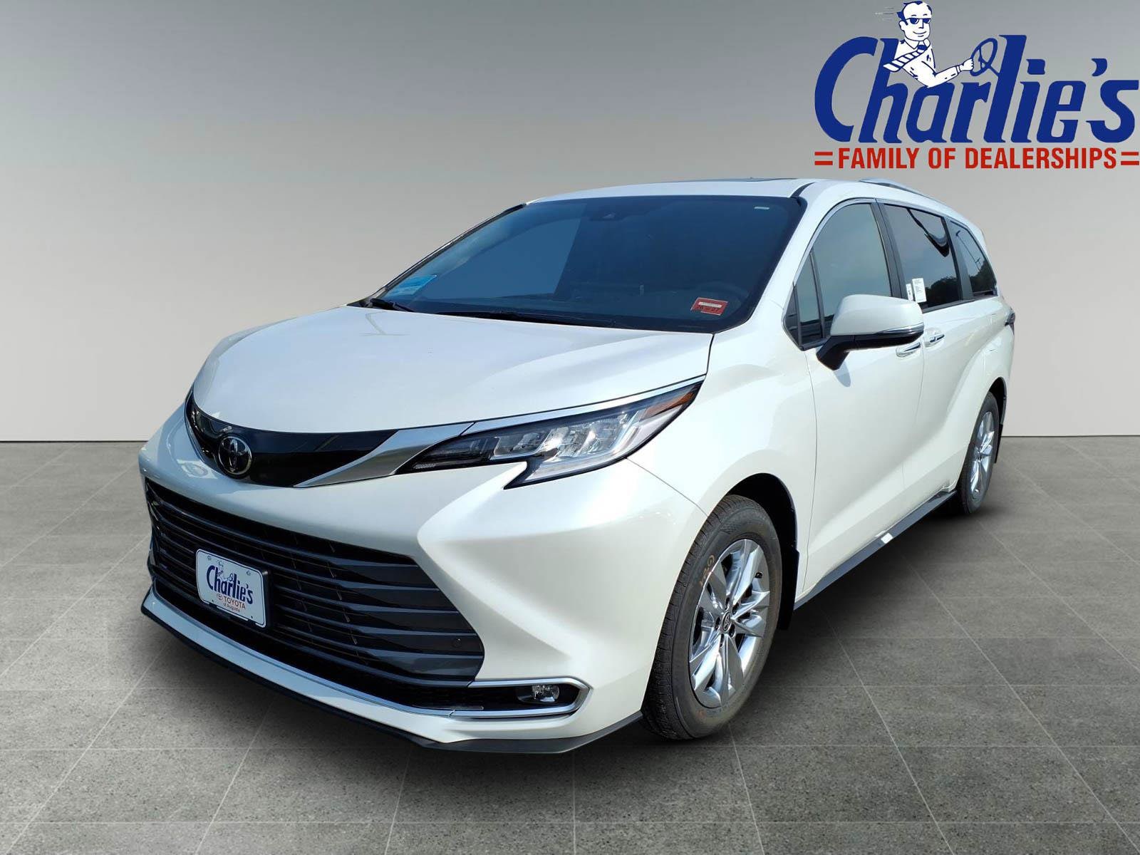 White (Wind Chill Pearl) 2026 Toyota Sienna Minivan All-Wheel Drive Continuously Variable Transmission