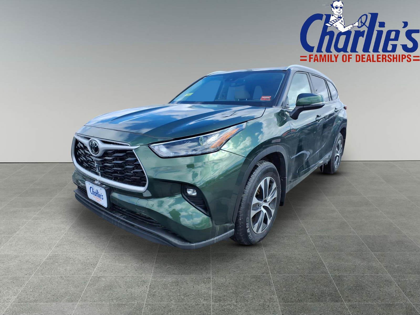 2023 Toyota Highlander SUV 
