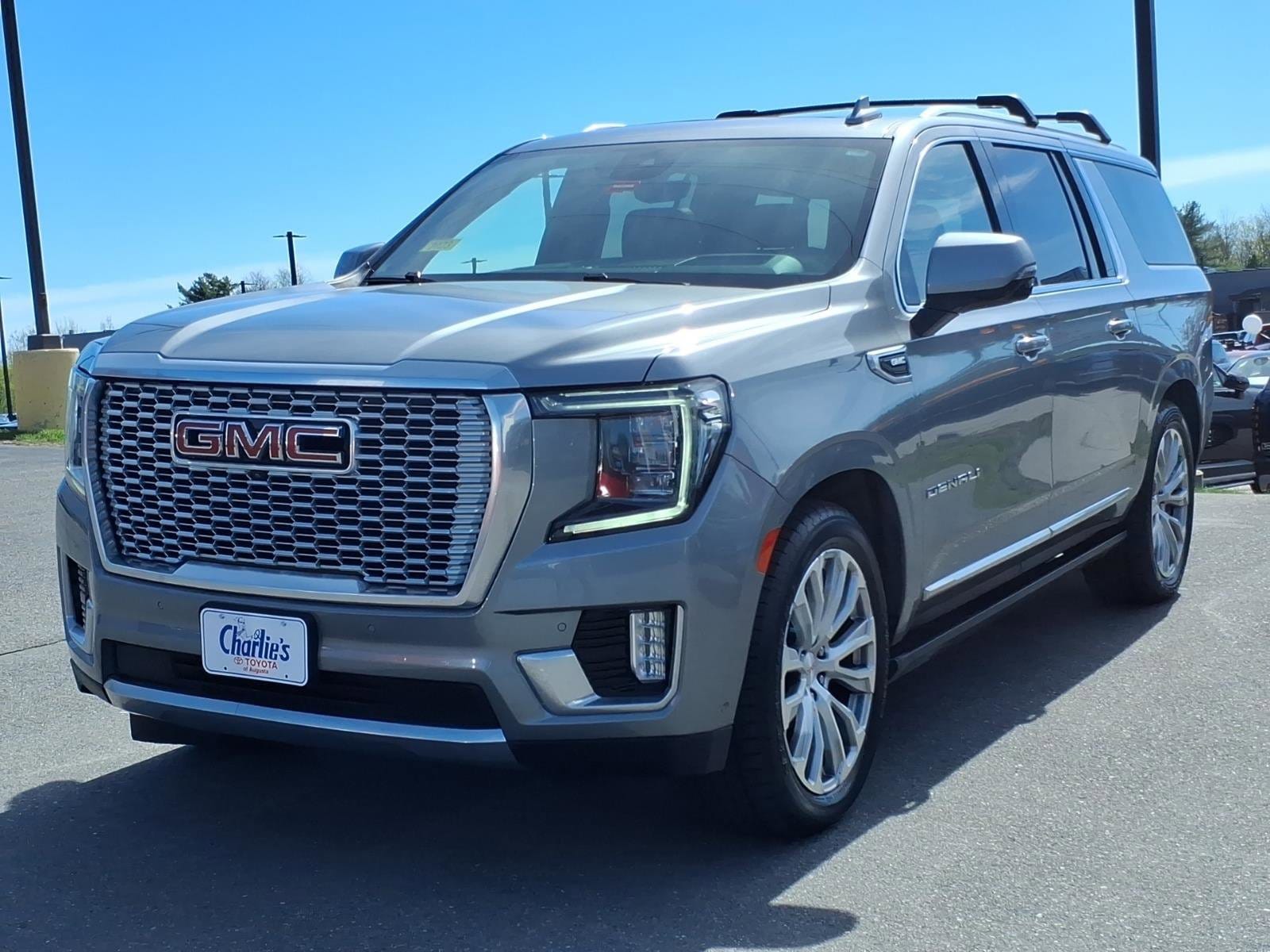 2023 GMC Yukon Denali AWD's photo