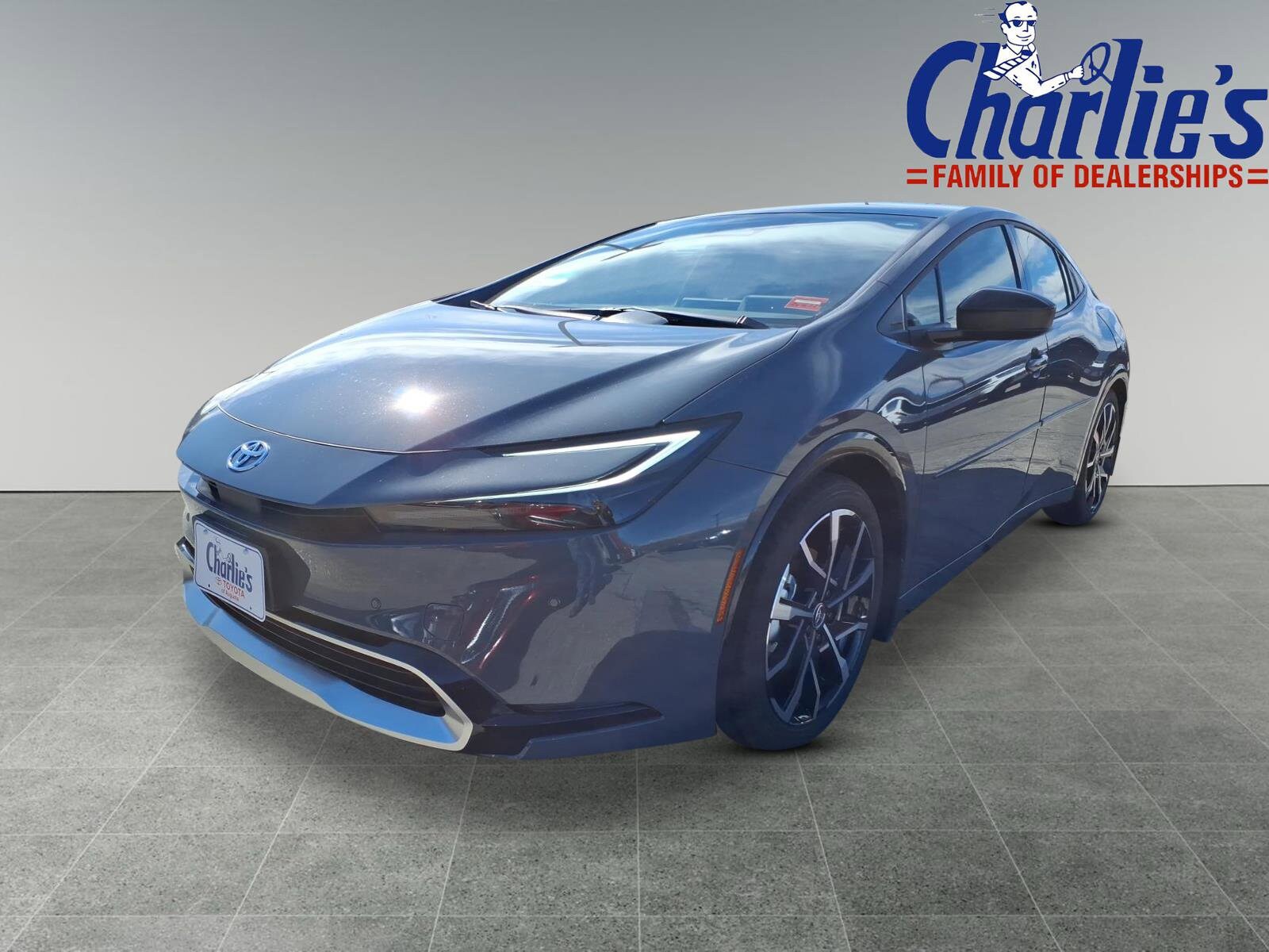 2026 Toyota Prius XSE's photo