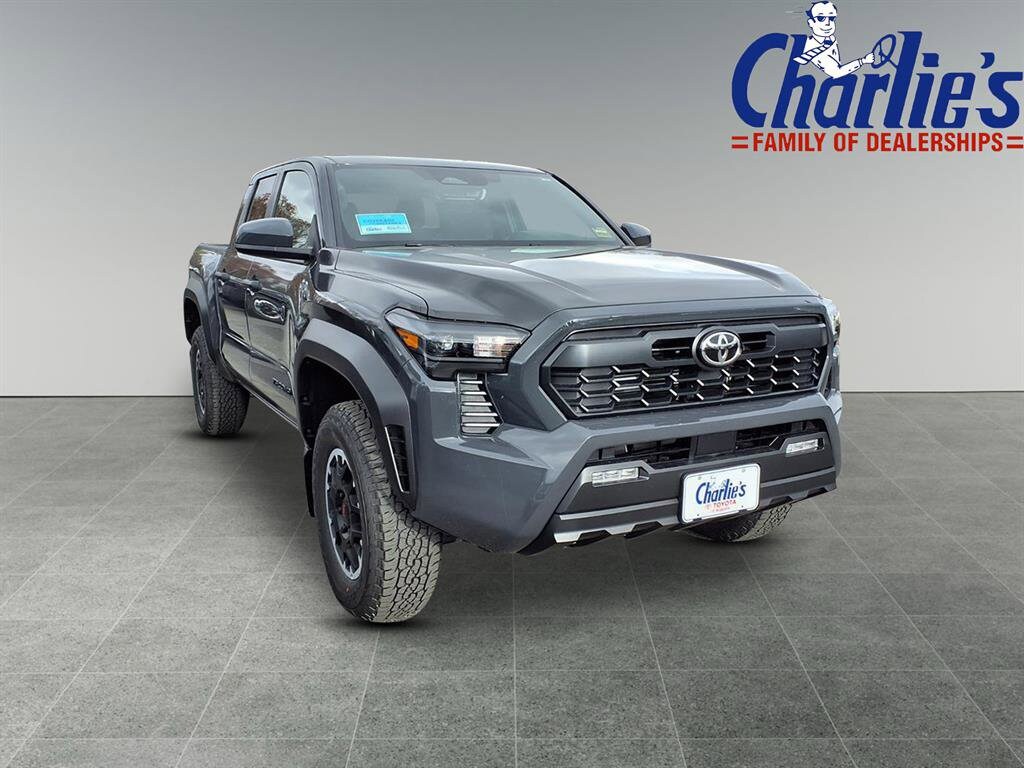 2025 Toyota Tacoma TRD Off-Road Double Cab photo 2
