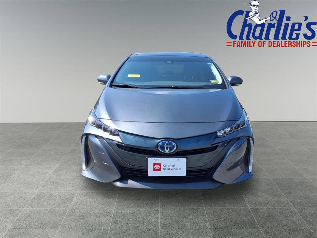 2022 Toyota Prius Prime XLE photo 2