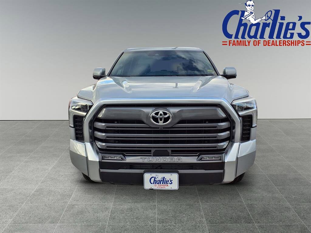 2025 Toyota Tundra Limited CrewMax photo 2