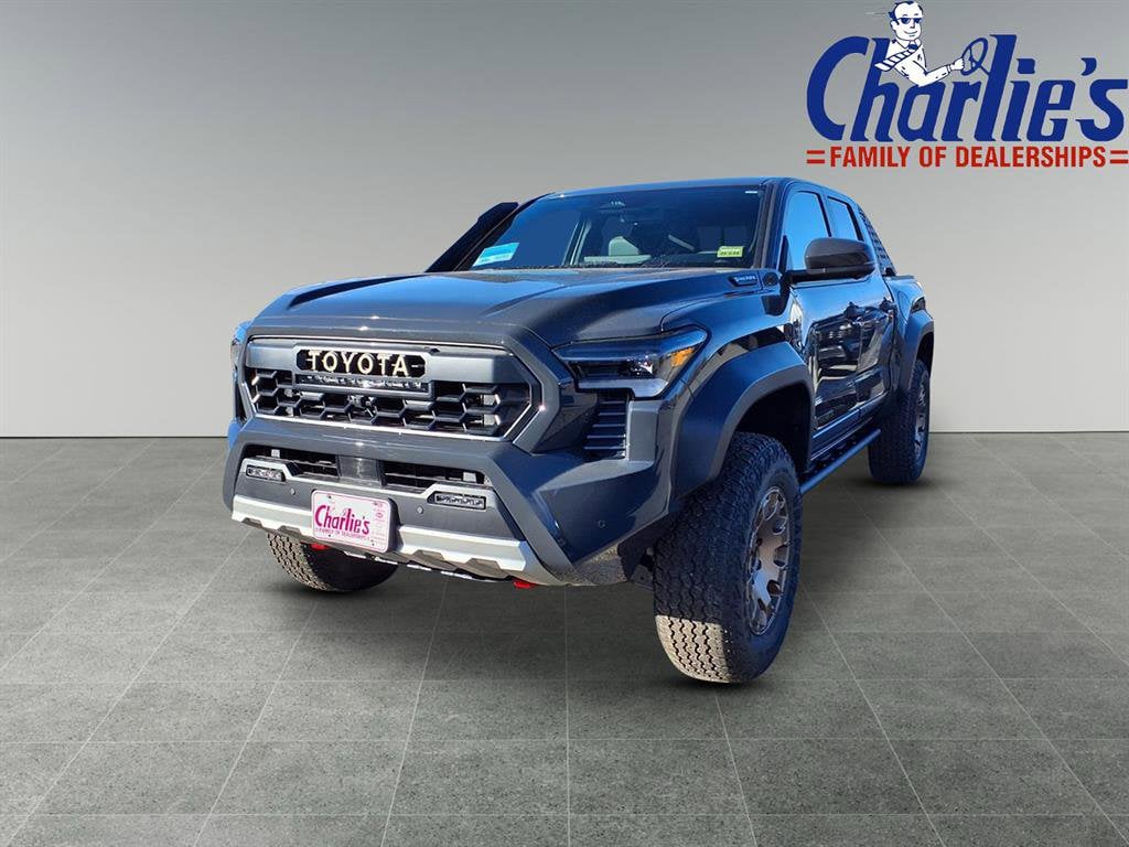 2025 Toyota Tacoma Trailhunter's photo