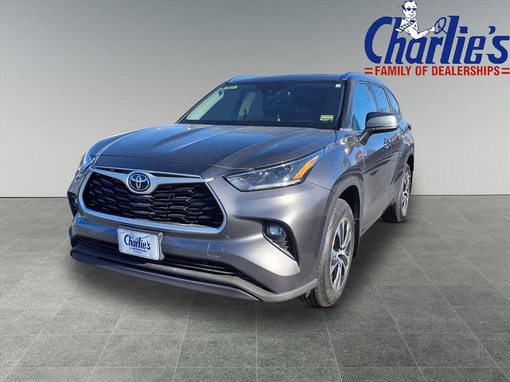 2021 Toyota Highlander XLE's photo