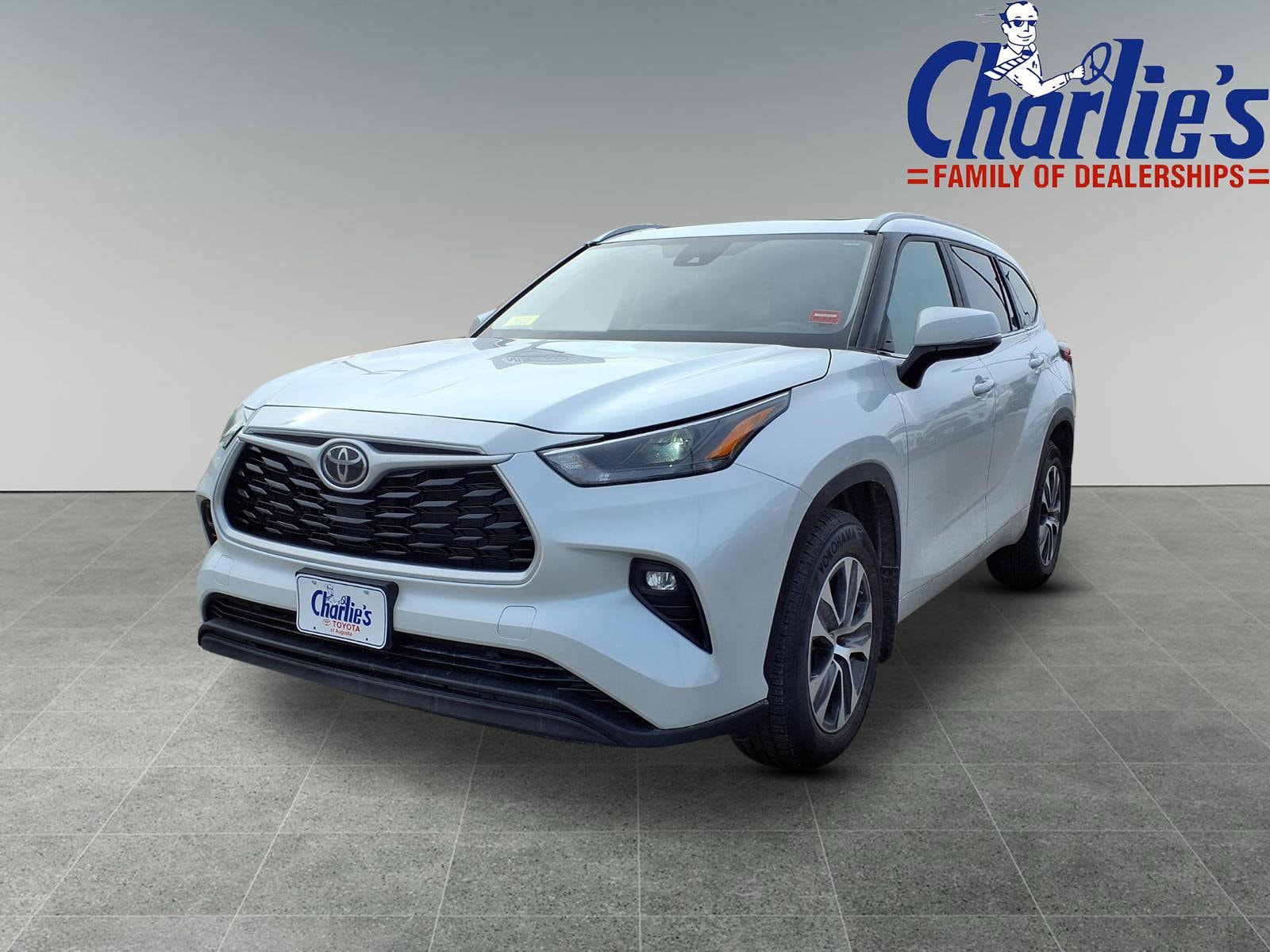 2023 Toyota Highlander SUV 