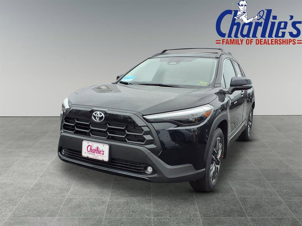2026 Toyota Corolla Cross XLE's photo
