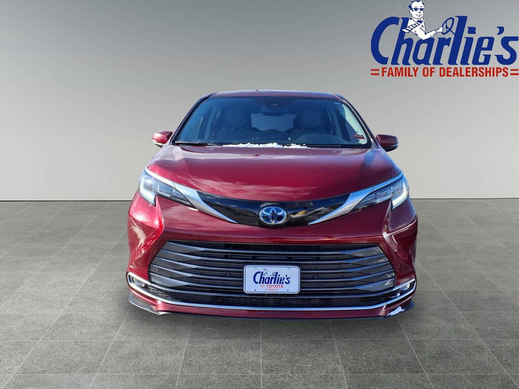 Certified 2023 Toyota Sienna Limited 7 Passenger Van Passenger Van