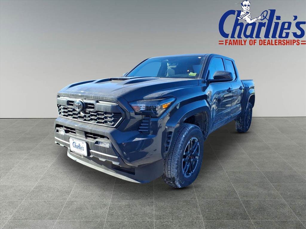 2026 Toyota Tacoma TRD Sport's photo