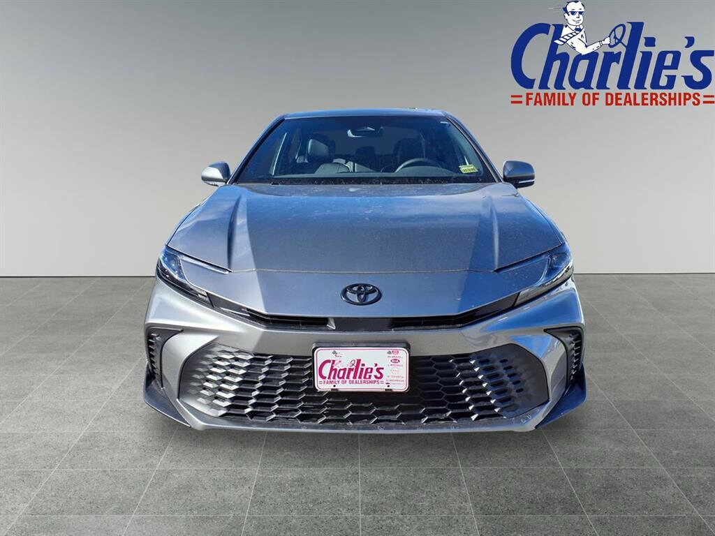 2026 Toyota Camry SE photo 2