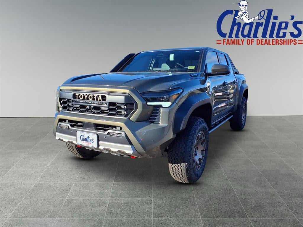 2025 Toyota Tacoma Trailhunter's photo
