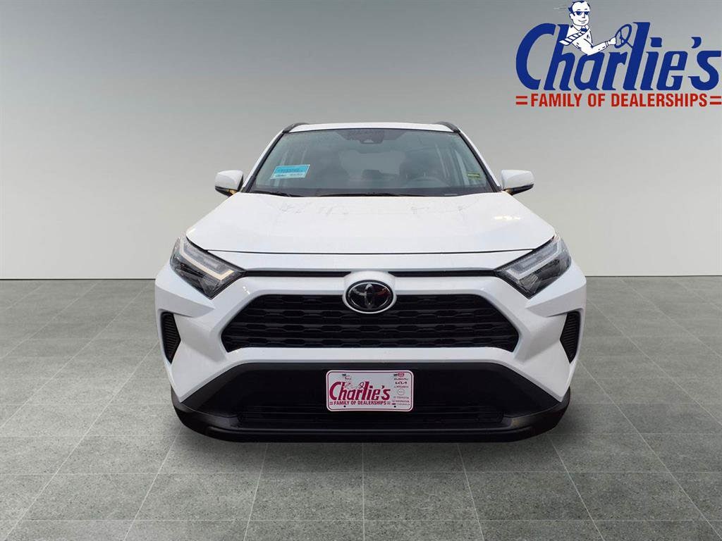 New 2025 Toyota RAV4 XLE XLE AWD SUV