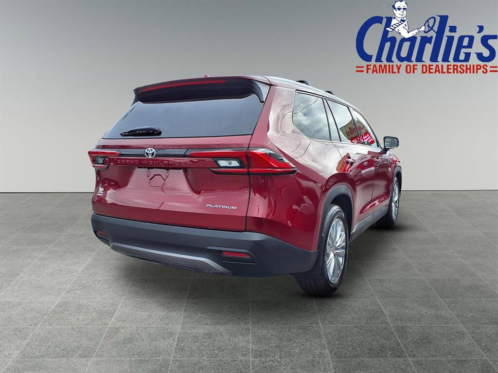 2024 Toyota Grand Highlander Platinum photo 4