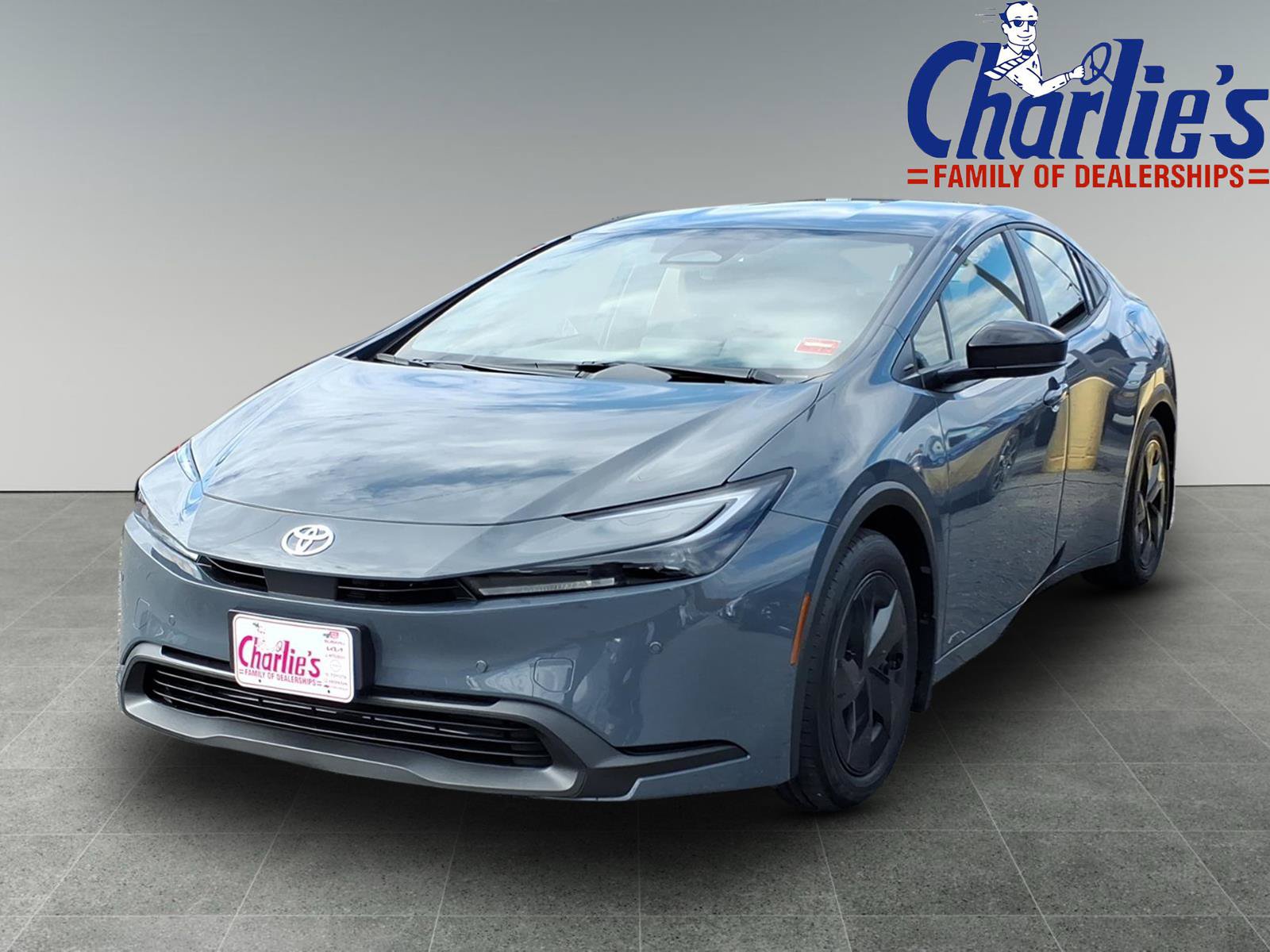 2027 Toyota Prius LE AWD LE AWD