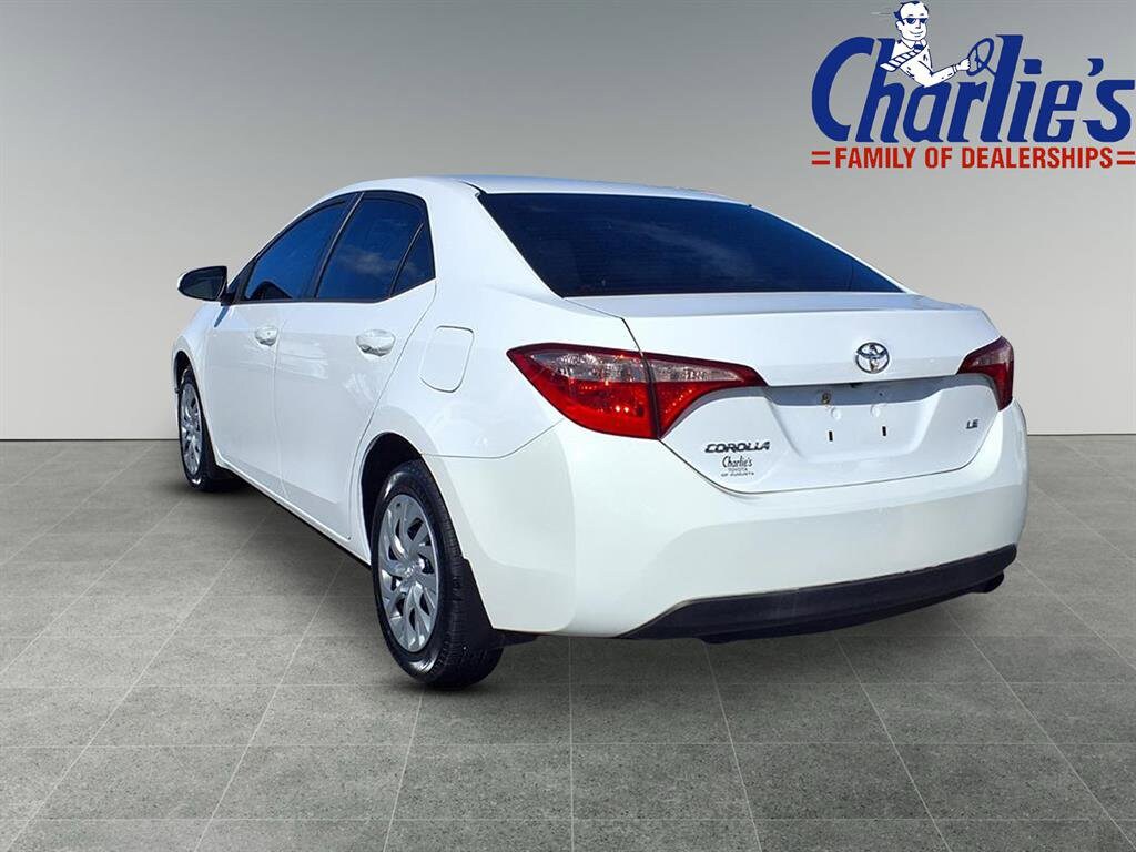 2019 Toyota Corolla LE photo 4