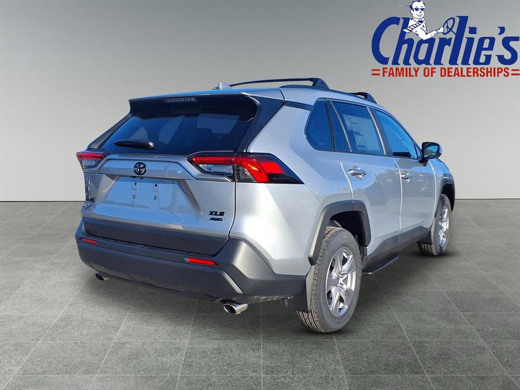 New 2025 Toyota RAV4 XLE XLE AWD SUV