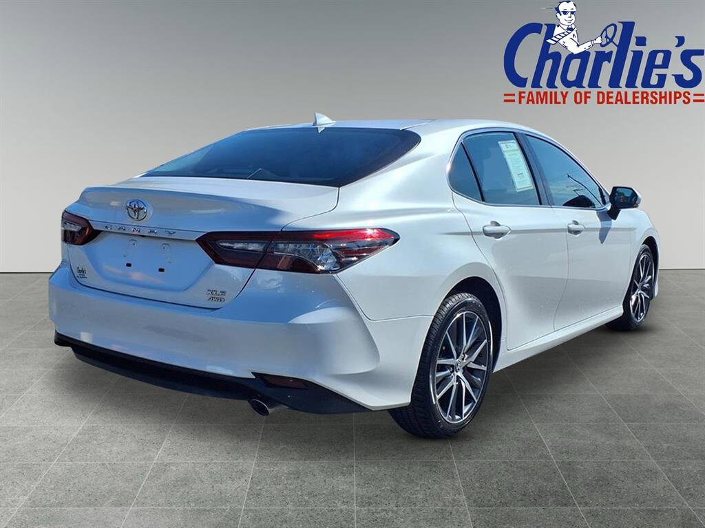 2023 Toyota Camry XLE photo 4