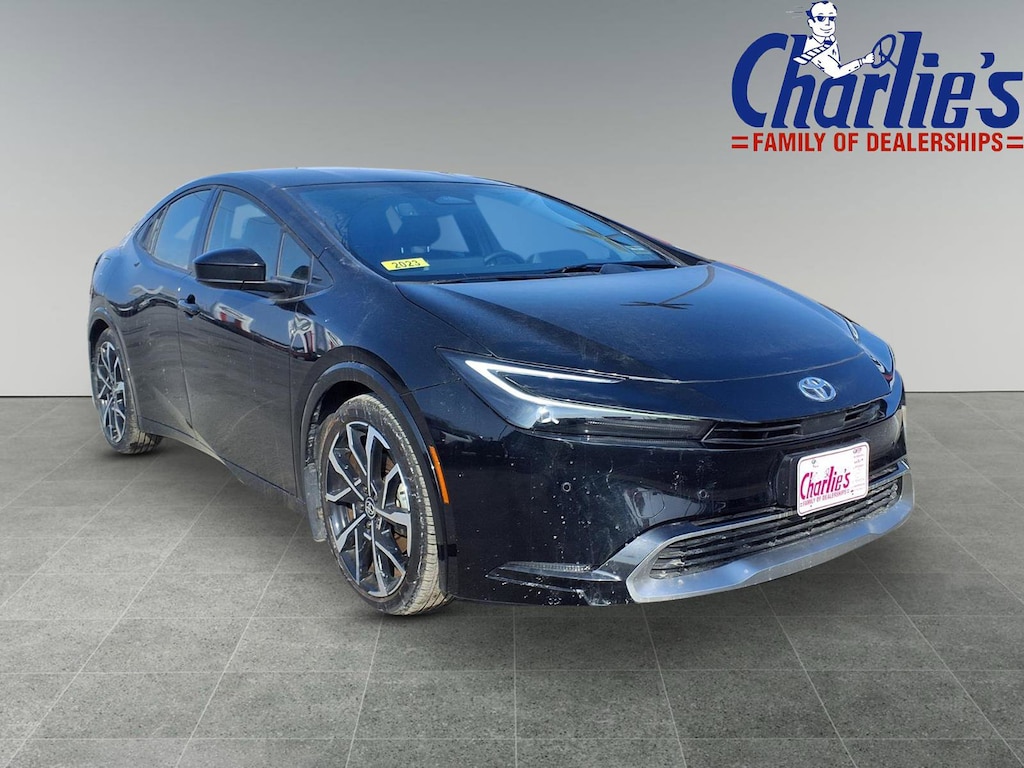 Used 2023 Toyota Prius Prime XSE Hatchback