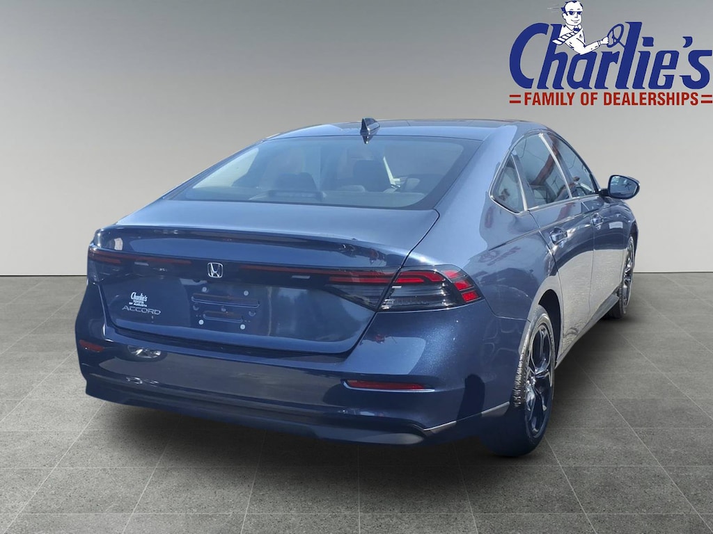 Used 2025 Honda Accord SE Sedan
