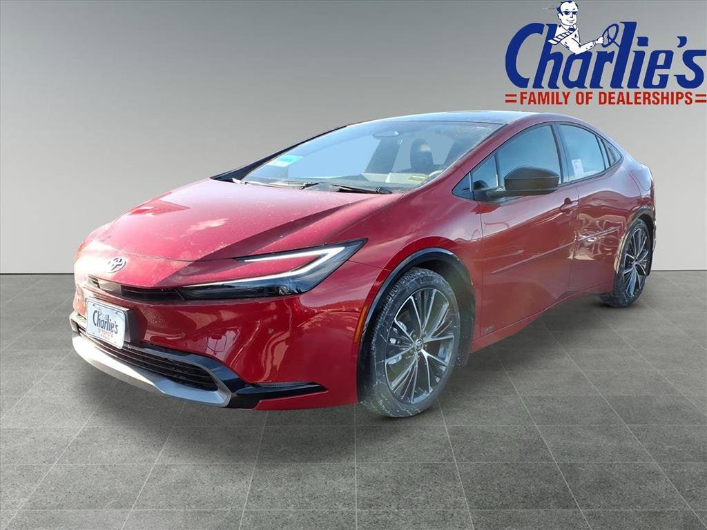 2026 Toyota Prius XLE's photo