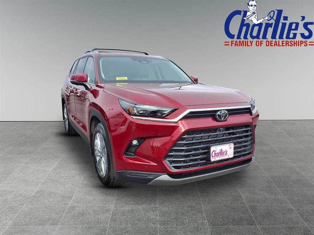 2024 Toyota Grand Highlander Platinum photo 3