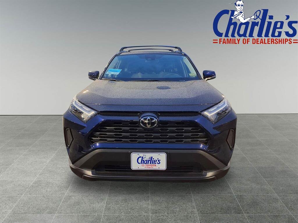 2025 Toyota RAV4 XLE photo 2