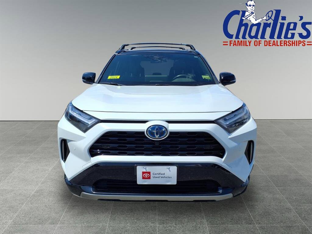 2024 Toyota RAV4 Hybrid XSE photo 2