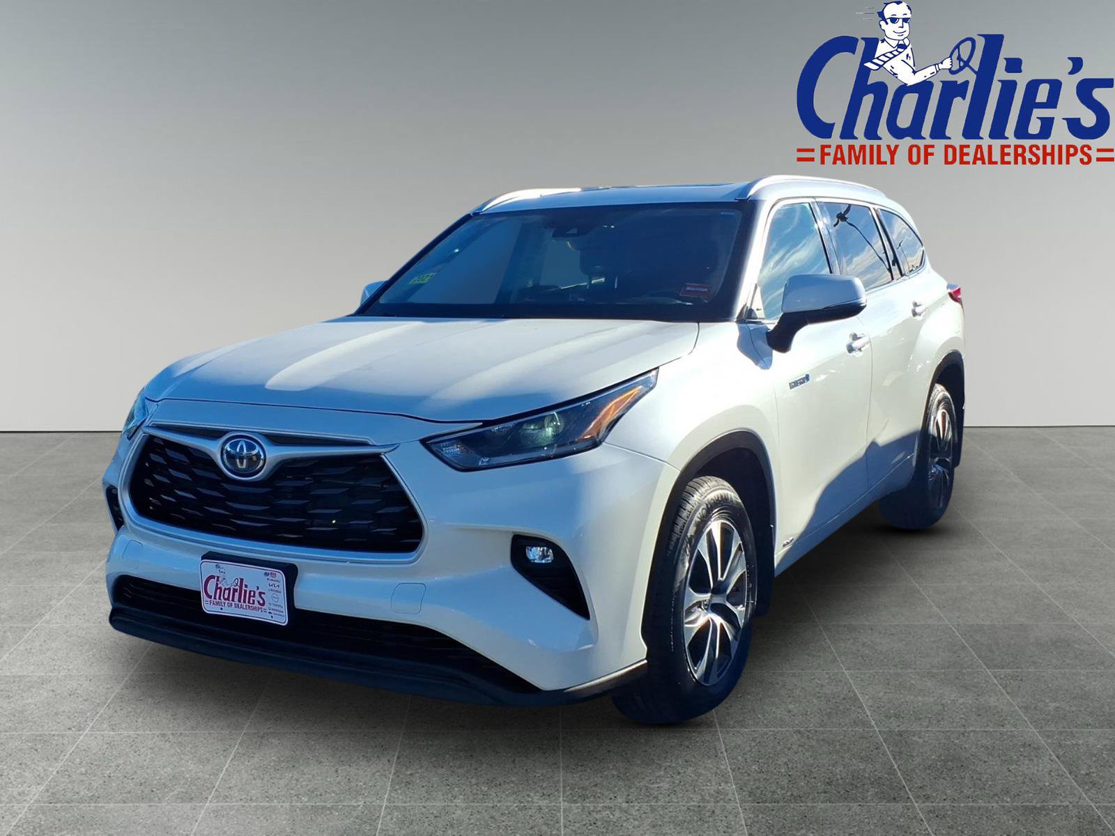 2021 Toyota Highlander Hybrid XLE SUV