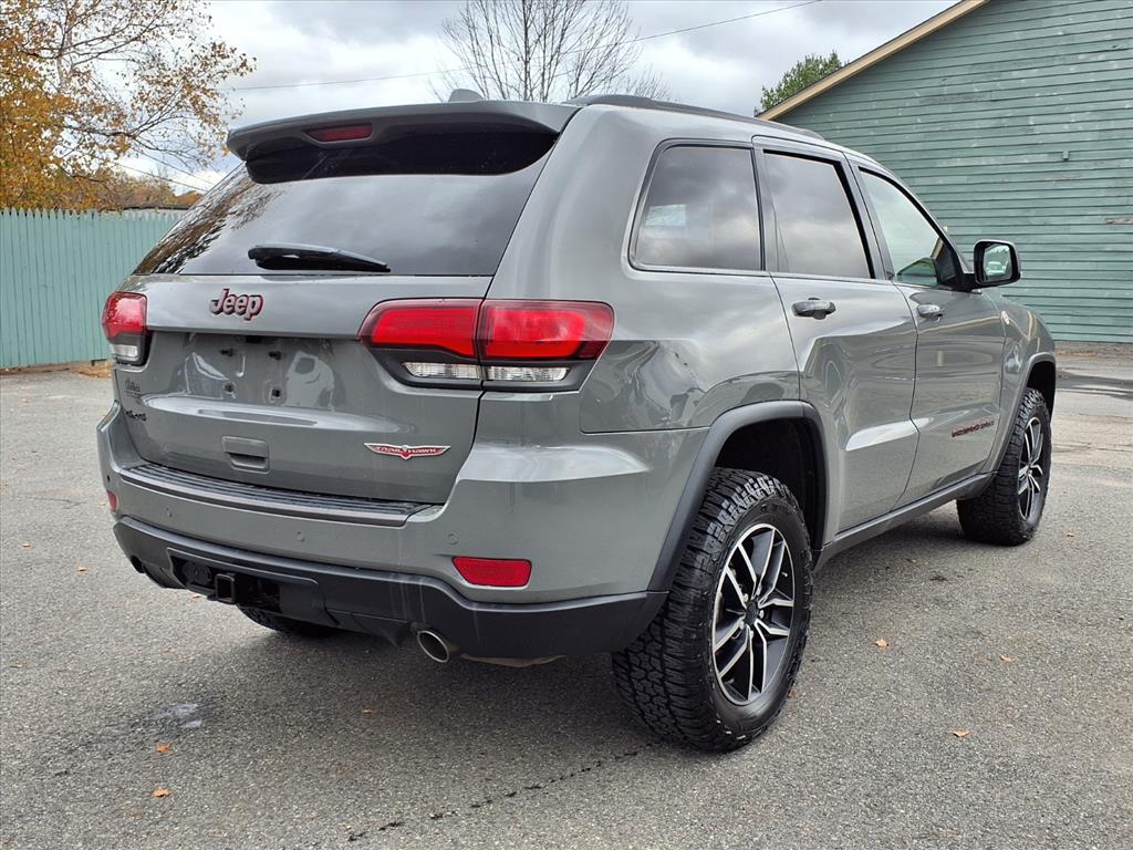 2021 Jeep Grand Cherokee Trailhawk photo 3