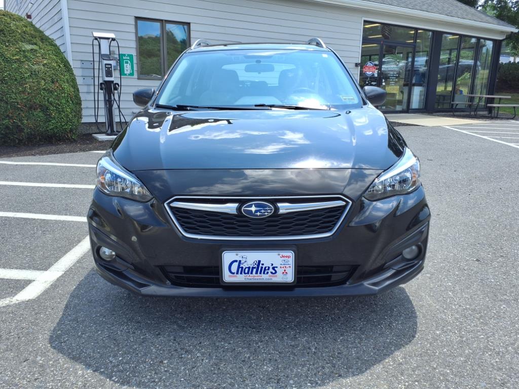 2019 Subaru Impreza 2.0i Premium photo 2