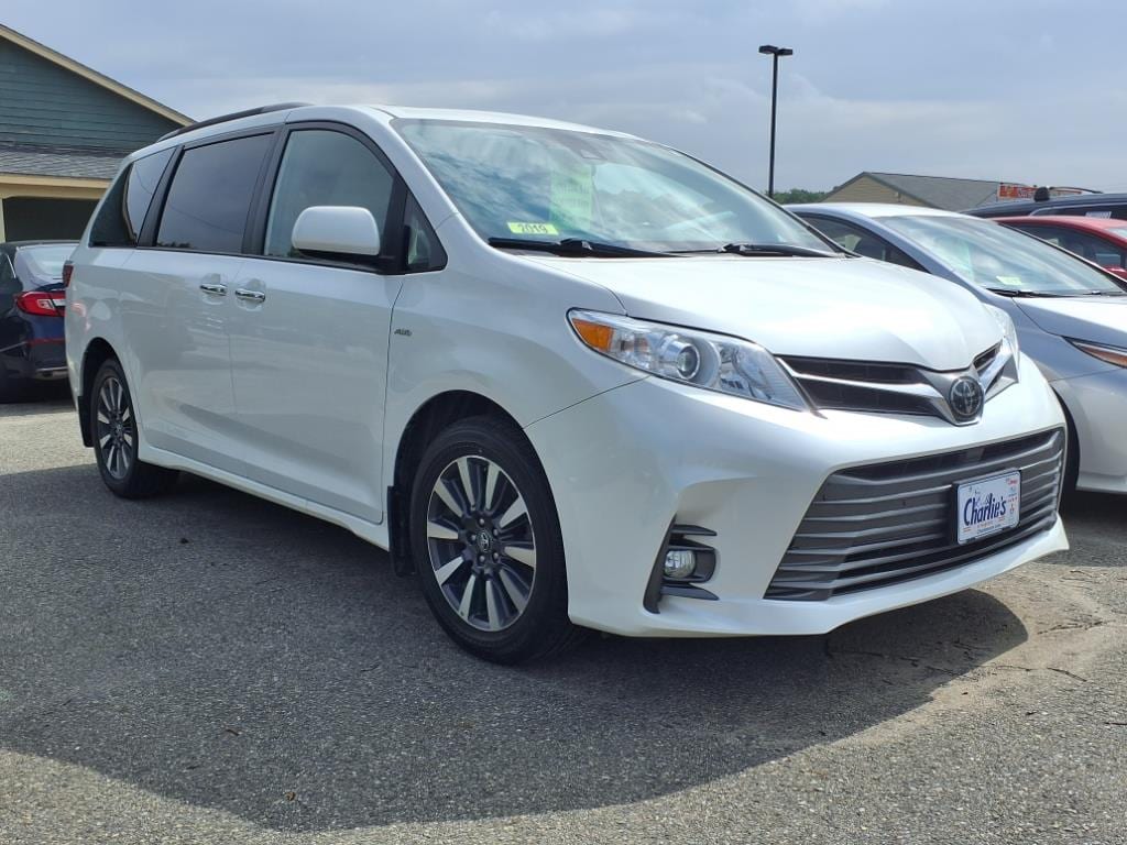 Used 2019 Toyota Sienna XLE with VIN 5TDDZ3DC8KS227112 for sale in Augusta, ME