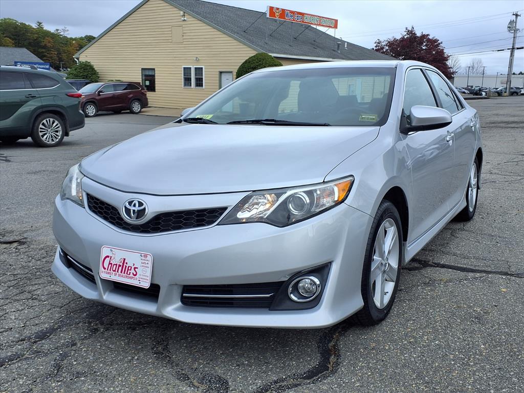 2014 Toyota Camry Sedan 