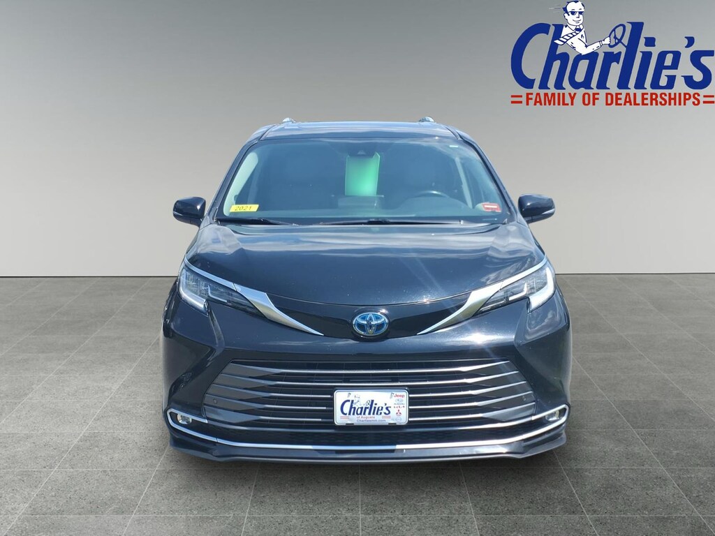 Used 2021 Toyota Sienna Van
