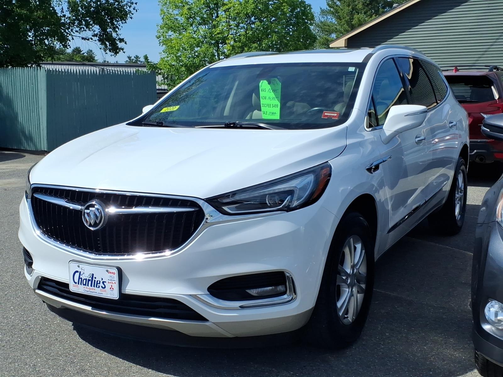 2020 Buick Enclave Essence's photo