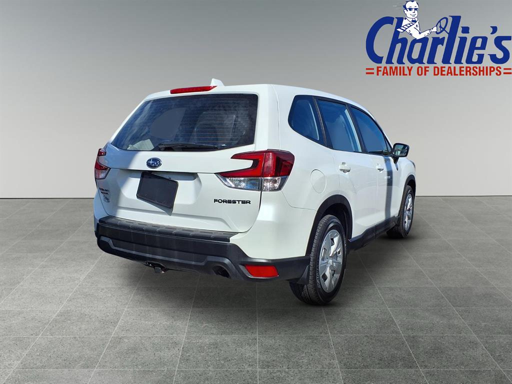 2021 Subaru Forester Base photo 4