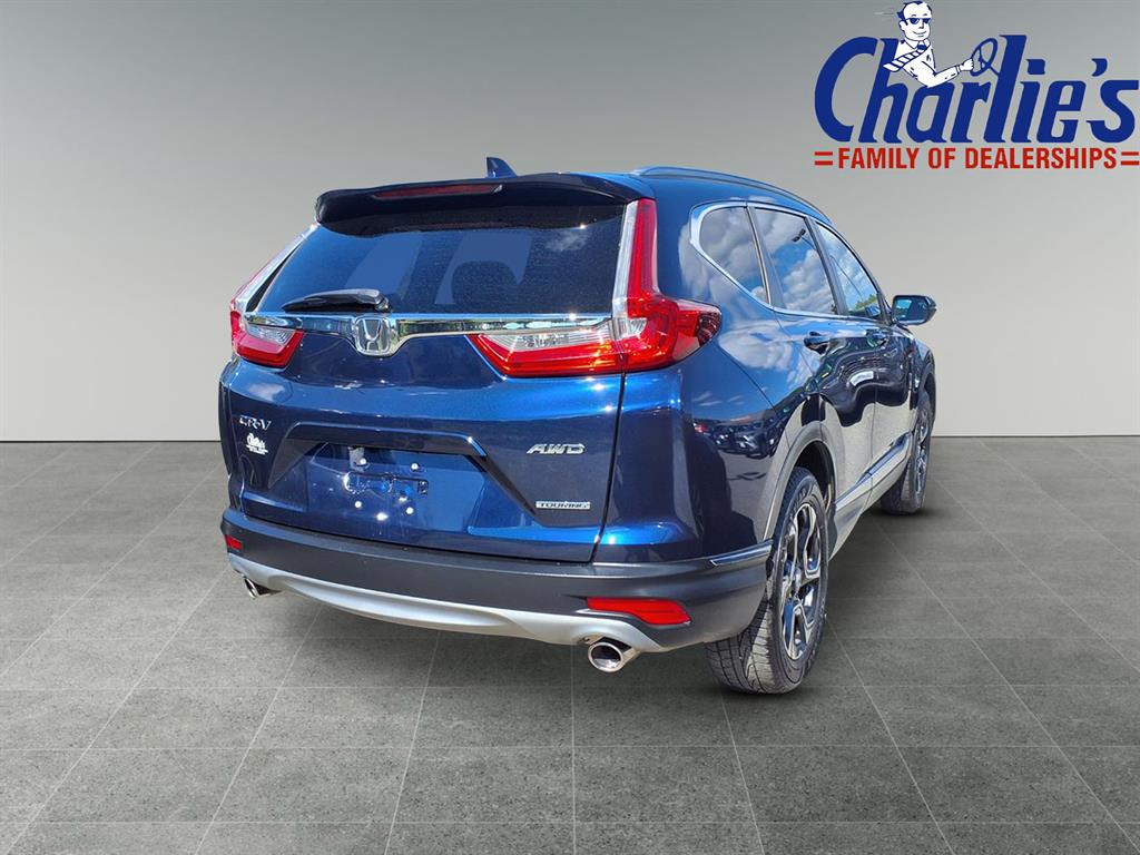 2018 Honda CR-V Touring photo 4