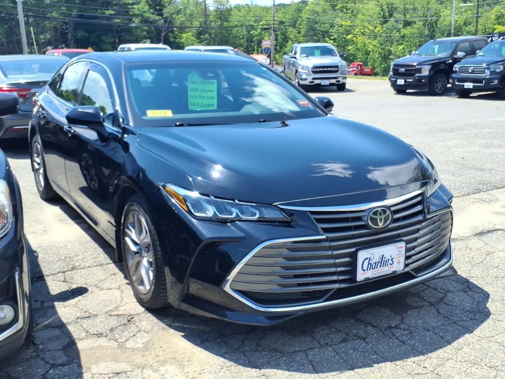 Used 2019 Toyota Avalon Sedan