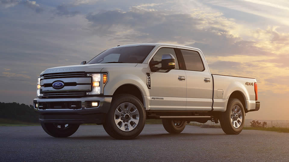 2017 Ford F-250 Super Duty Crew Cab 4x4 Photo: 2017 Ford F-250 Super Duty Crew Cab 4x4