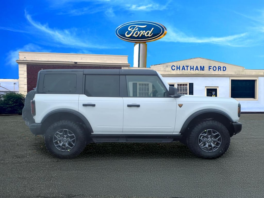 New 2025 Ford Bronco Badlands SUV