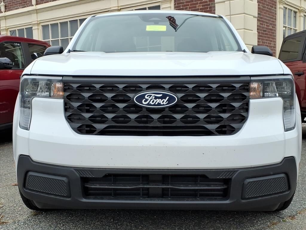 New 2025 Ford Maverick XL TRUCK