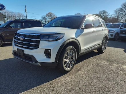 2025 Ford Explorer Active SUV